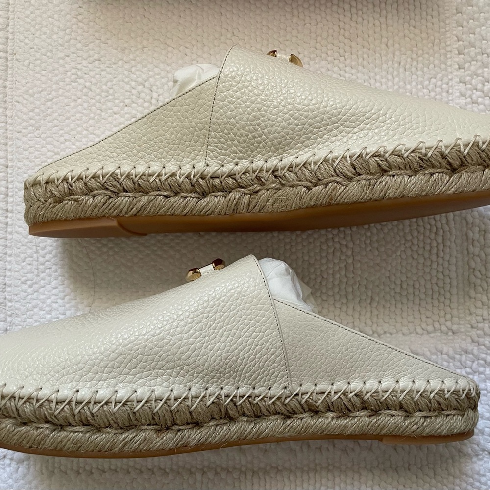 Valentino Garavani leather espadrille mules with golden V logo medallion